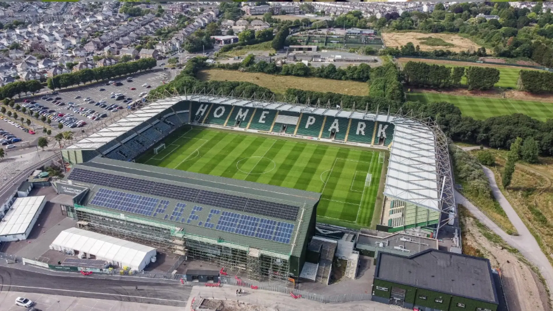 Sân vận động Home Park - Niềm tự hào của câu lạc bộ Plymouth Argyle