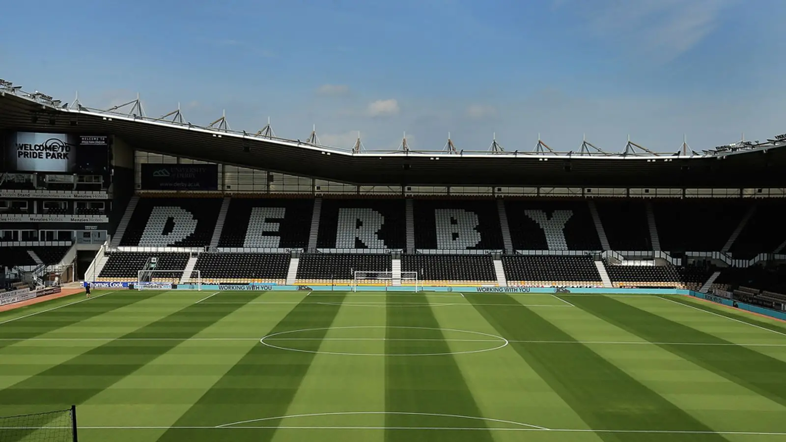 Sân vận động Pride Park Stadium: Khám phá và trải nghiệm thể thao đỉnh cao tại Derby