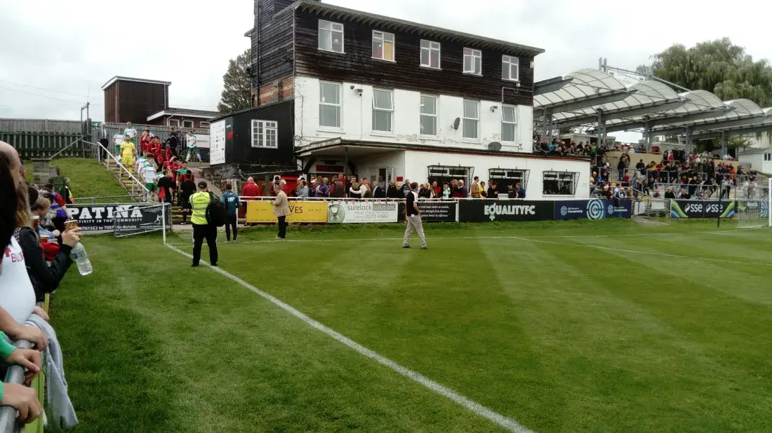 Sân vận động The Dripping Pan: Khám phá lịch sử và sự kiện thể thao nổi bật