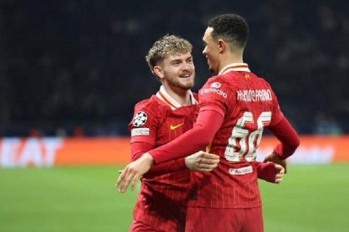 Ousmane Dembele phô diễn kỹ thuật điêu luyện trong màu áo PSG