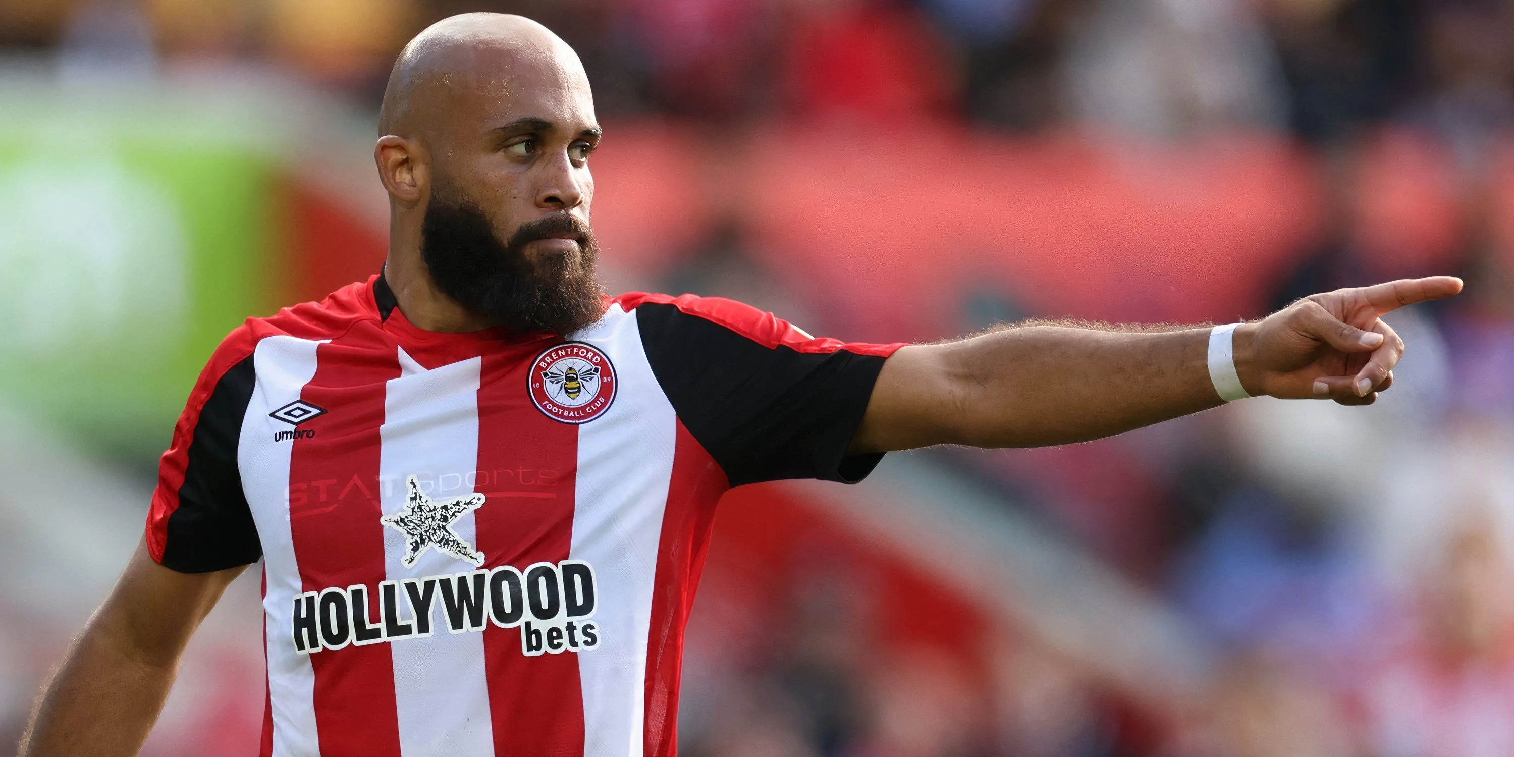 Bryan Mbeumo thi đấu năng nổ trong màu áo Brentford tại Ngoại hạng Anh