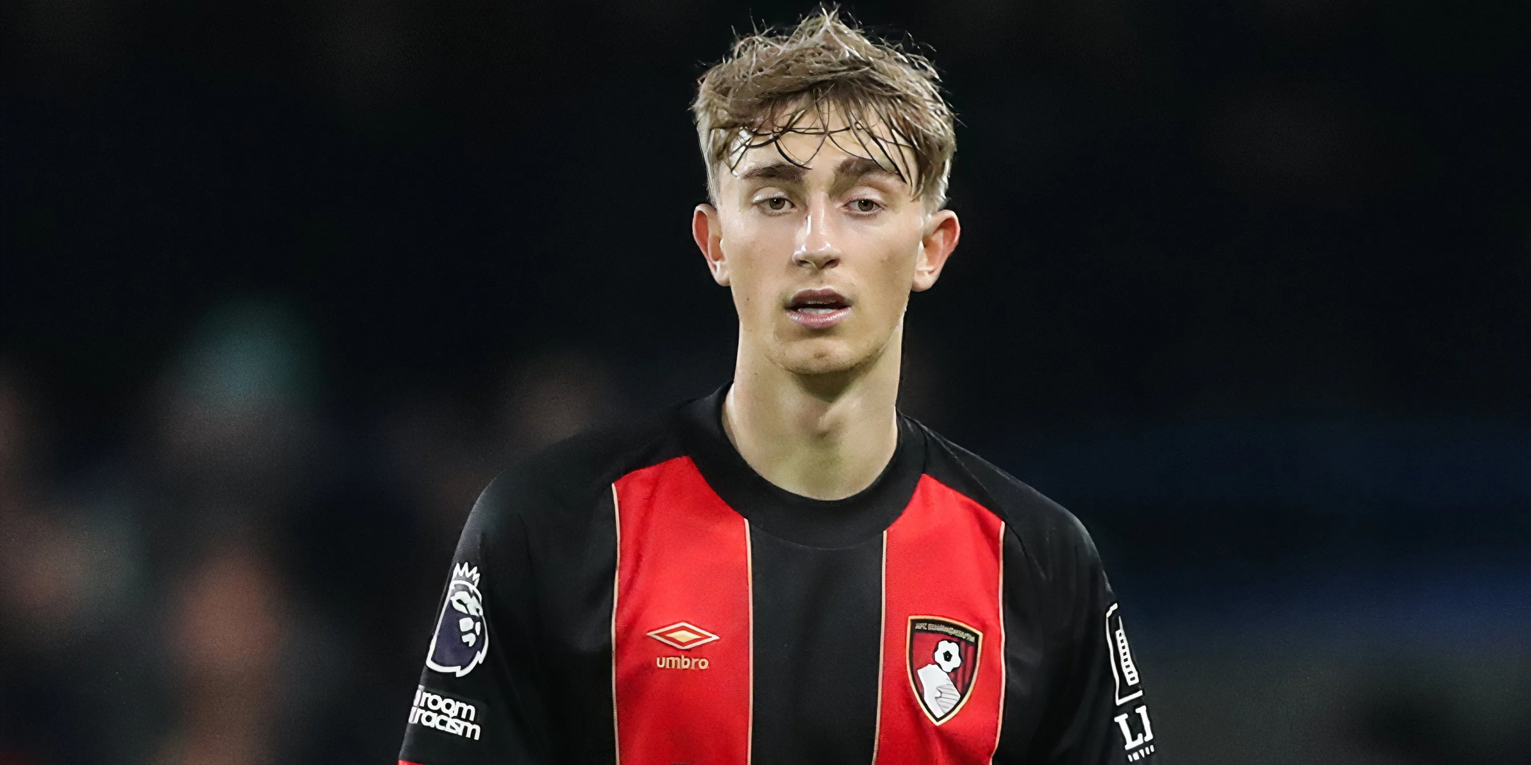 Dean Huijsen trong màu áo Bournemouth trước khi chuyển đến Real Madrid