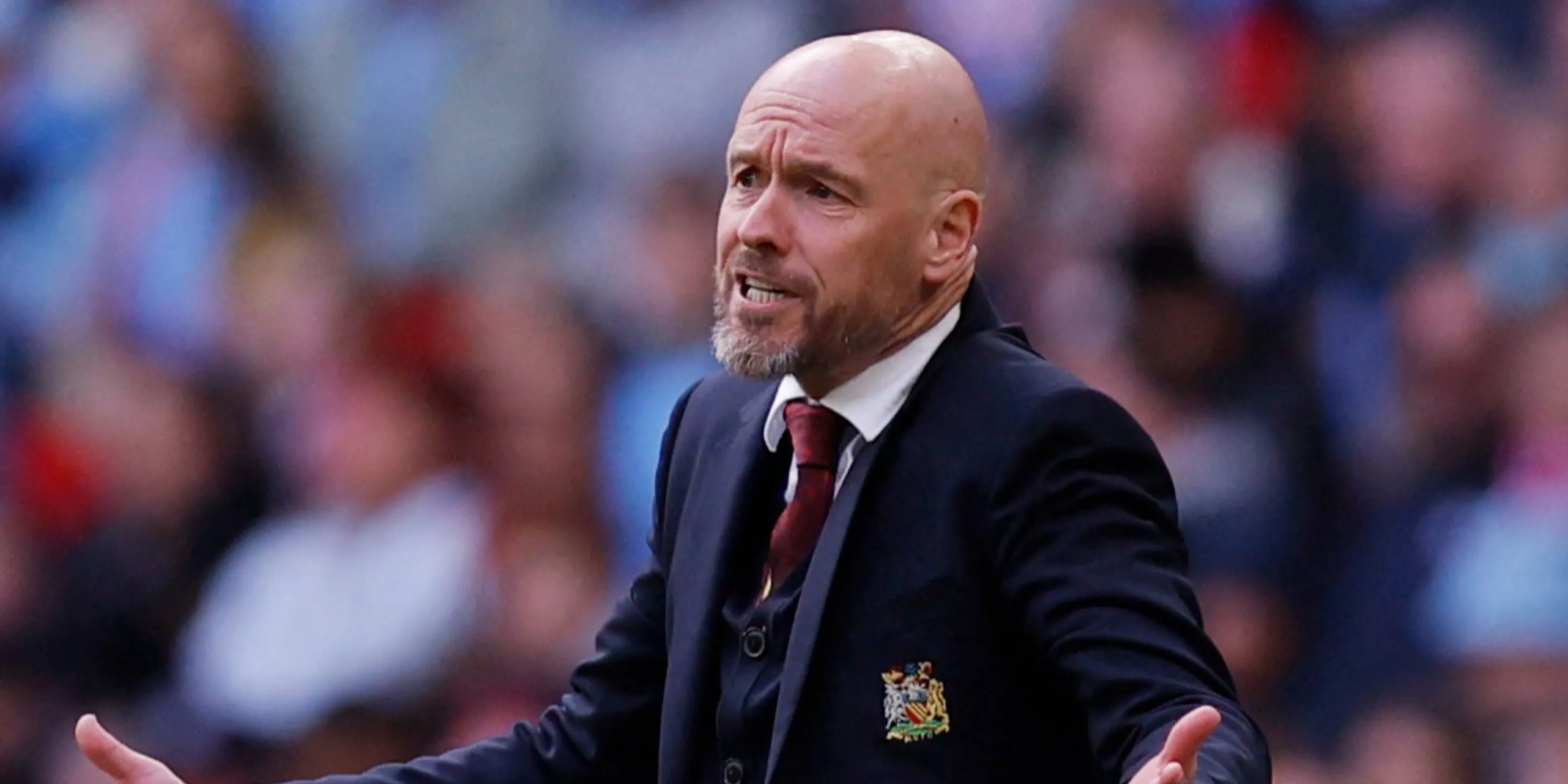 Erik Ten Hag trong trận bán kết FA Cup cùng Manchester United