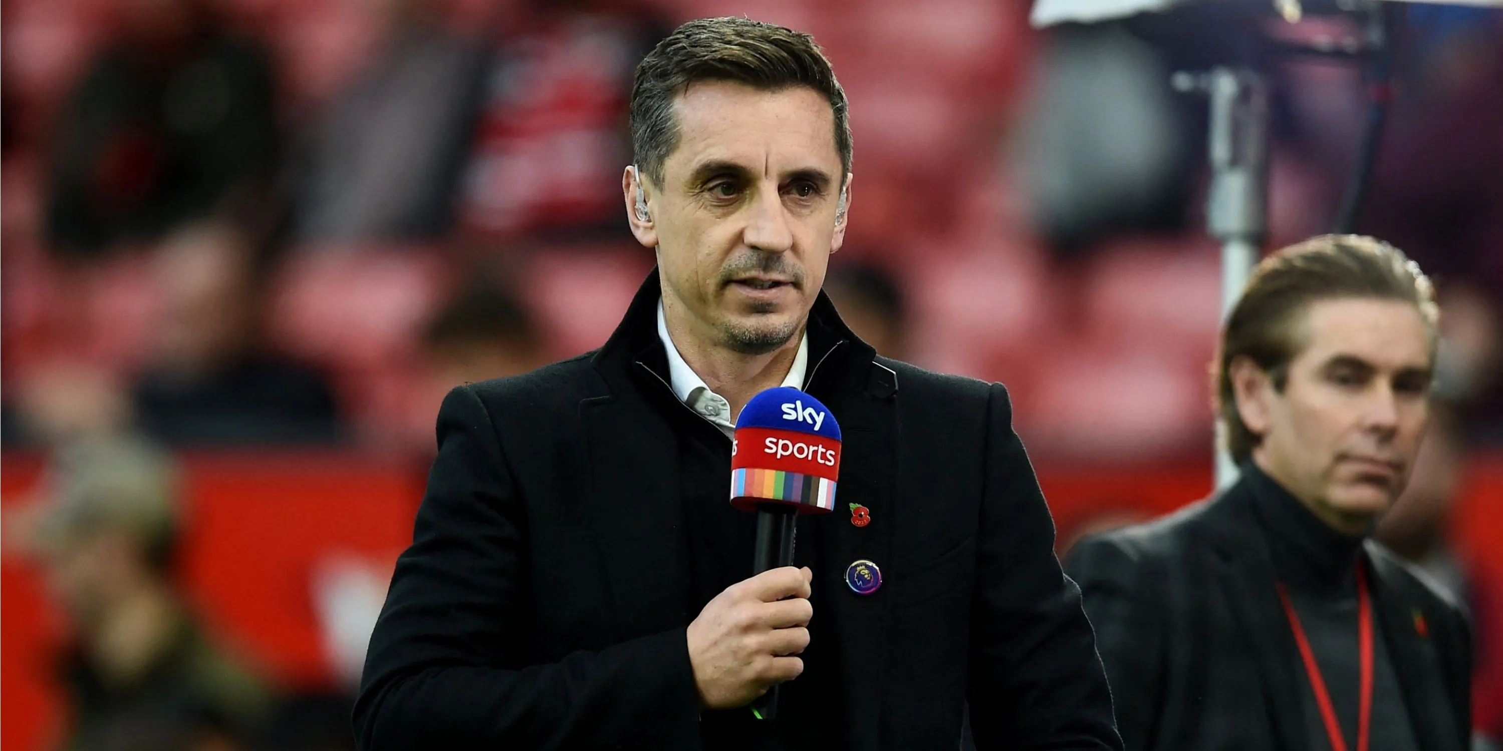Gary Neville, chuyên gia bóng đá trên Sky Sports