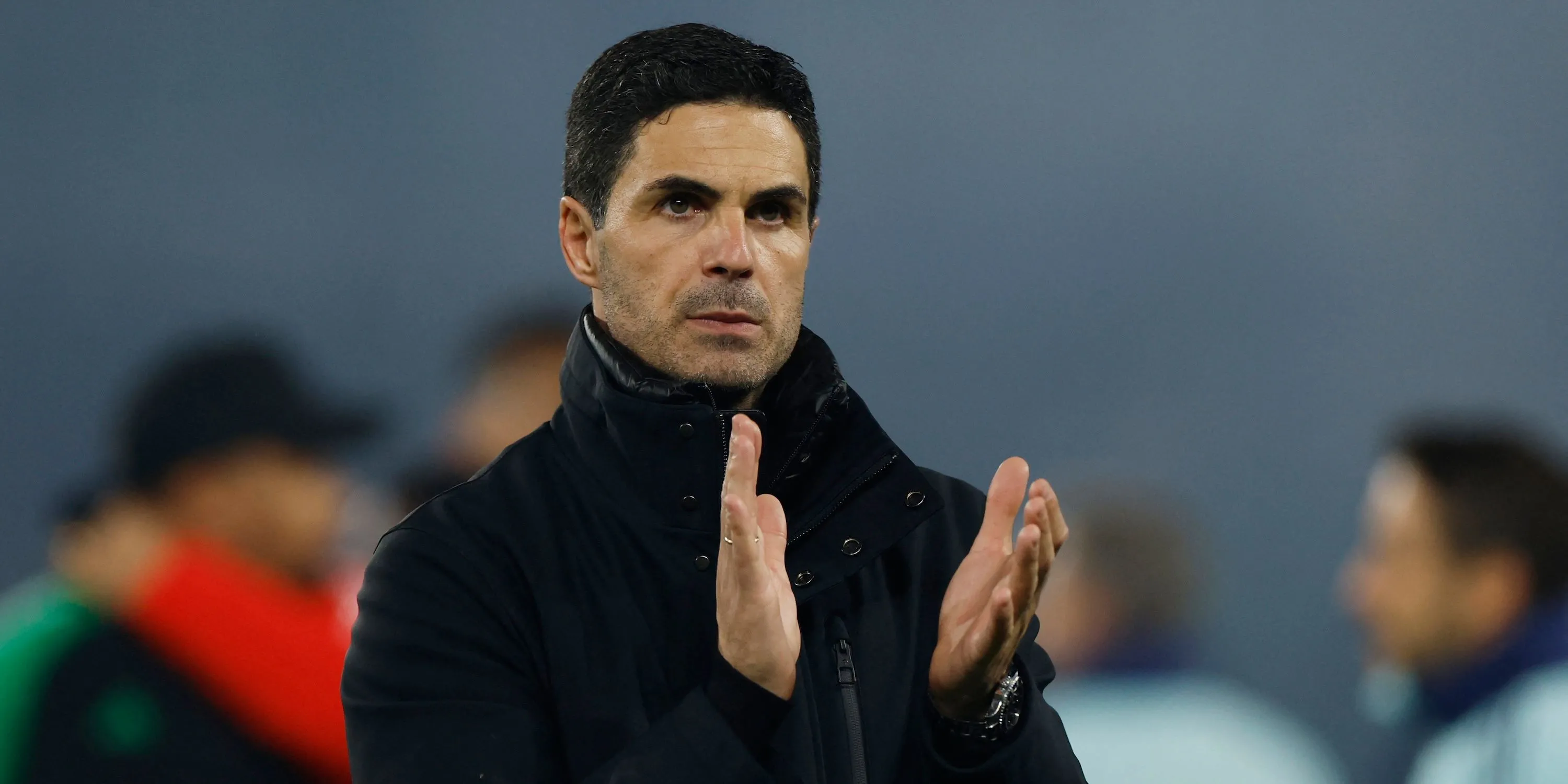 HLV Arsenal Mikel Arteta trông thất vọng sau trận đấu
