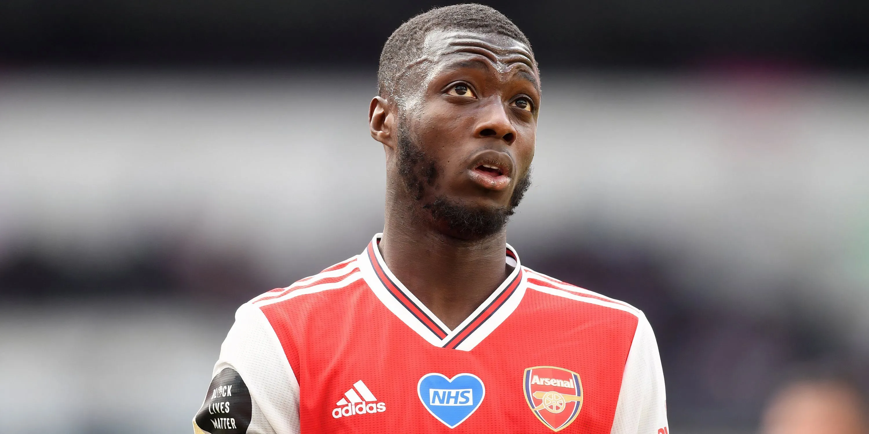 Nicolas Pepe thi đấu trong màu áo Arsenal tại Premier League.