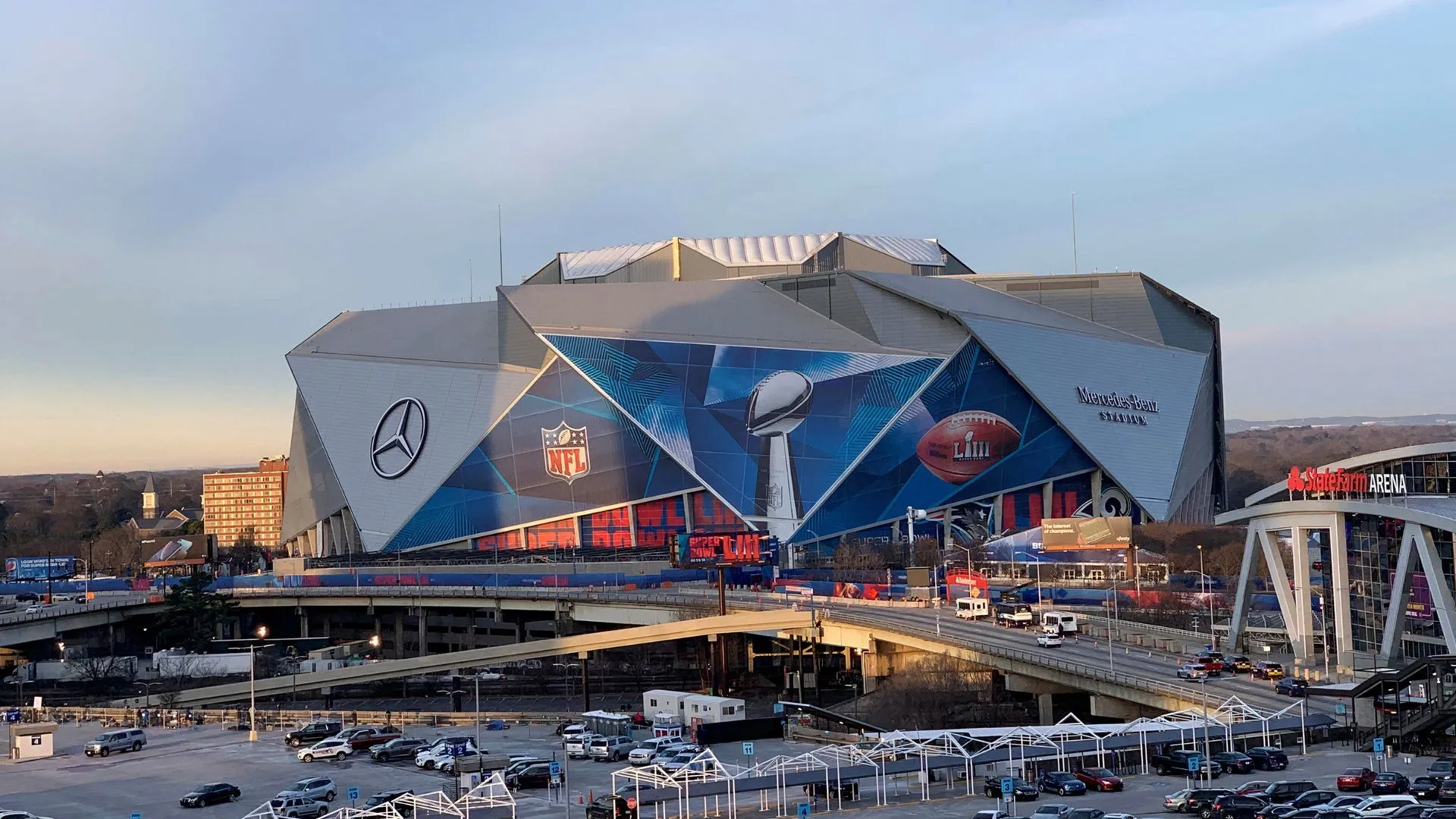 Sân vận động Mercedes-Benz, sân nhà của Atlanta United nơi Emmanuel Latte Lath thi đấu tại MLS