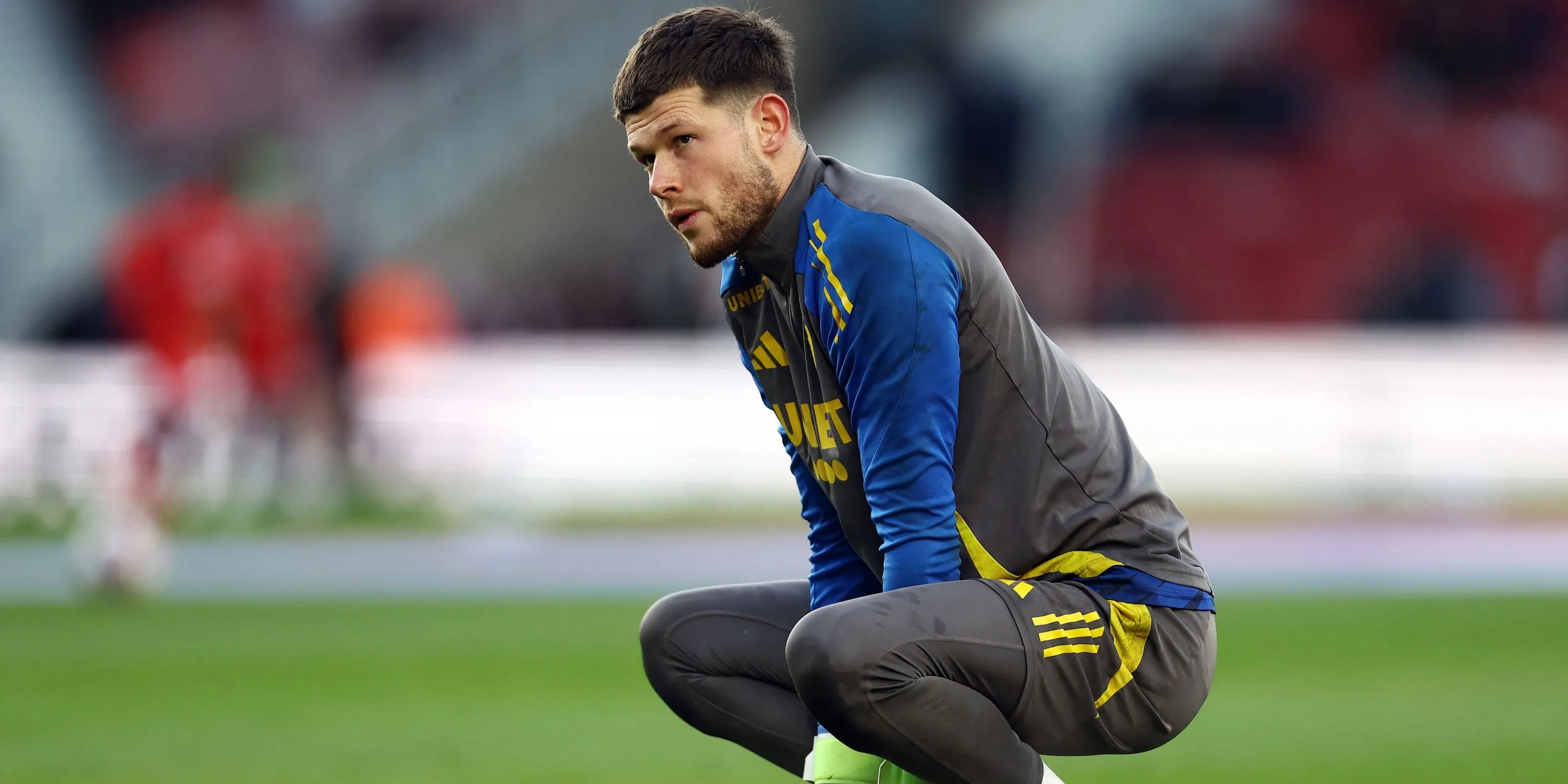 Thủ thành Illan Meslier của Leeds United với vẻ mặt thất vọng sau một trận đấu