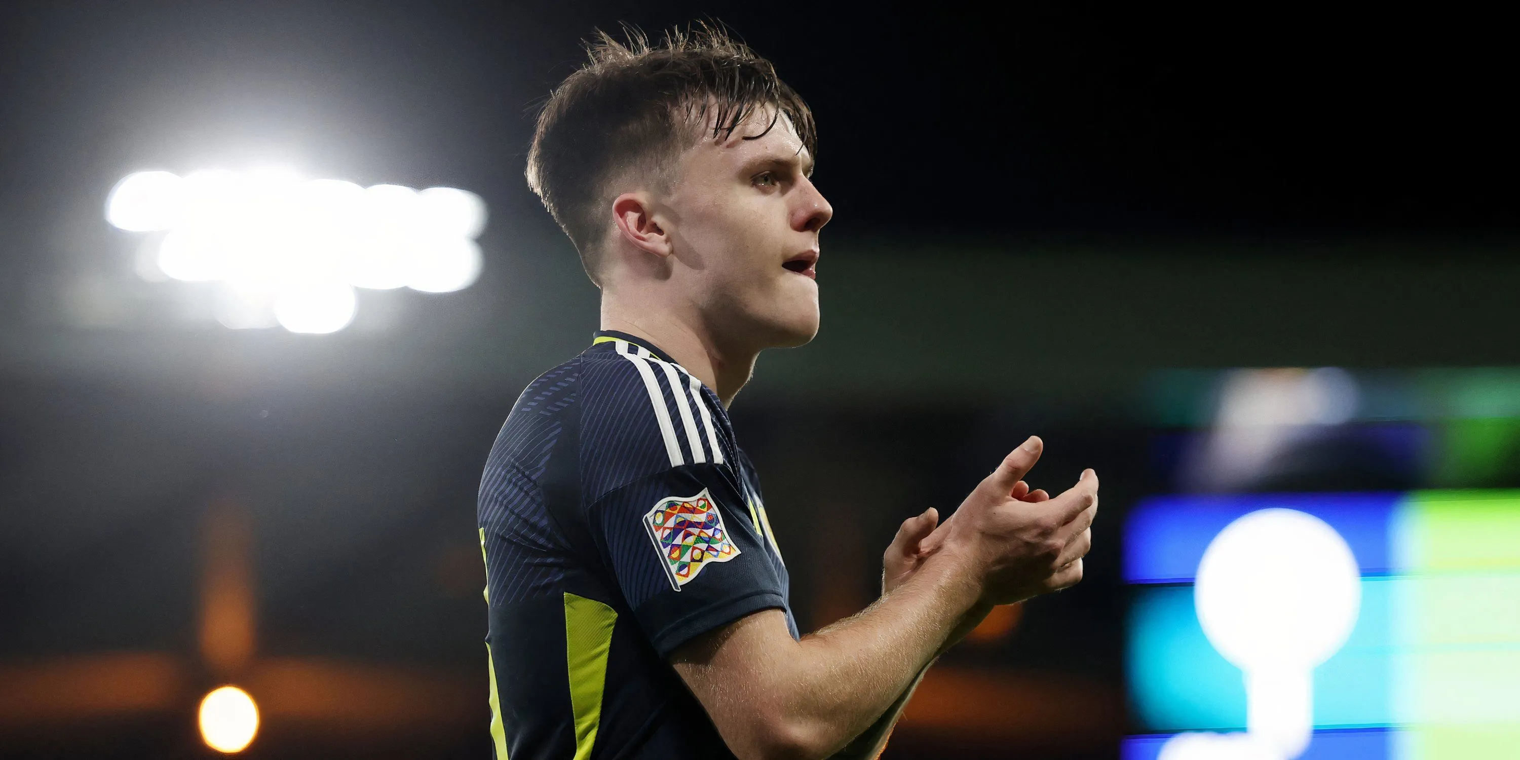 Ben Doak, mục tiêu tiềm năng của Everton, trong màu áo Scotland.