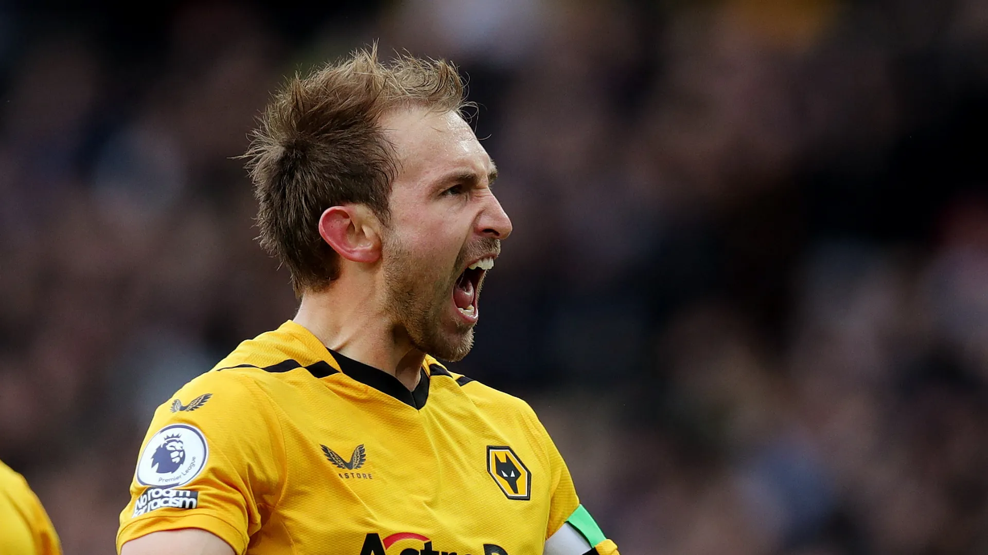Craig Dawson thi đấu cho Wolves