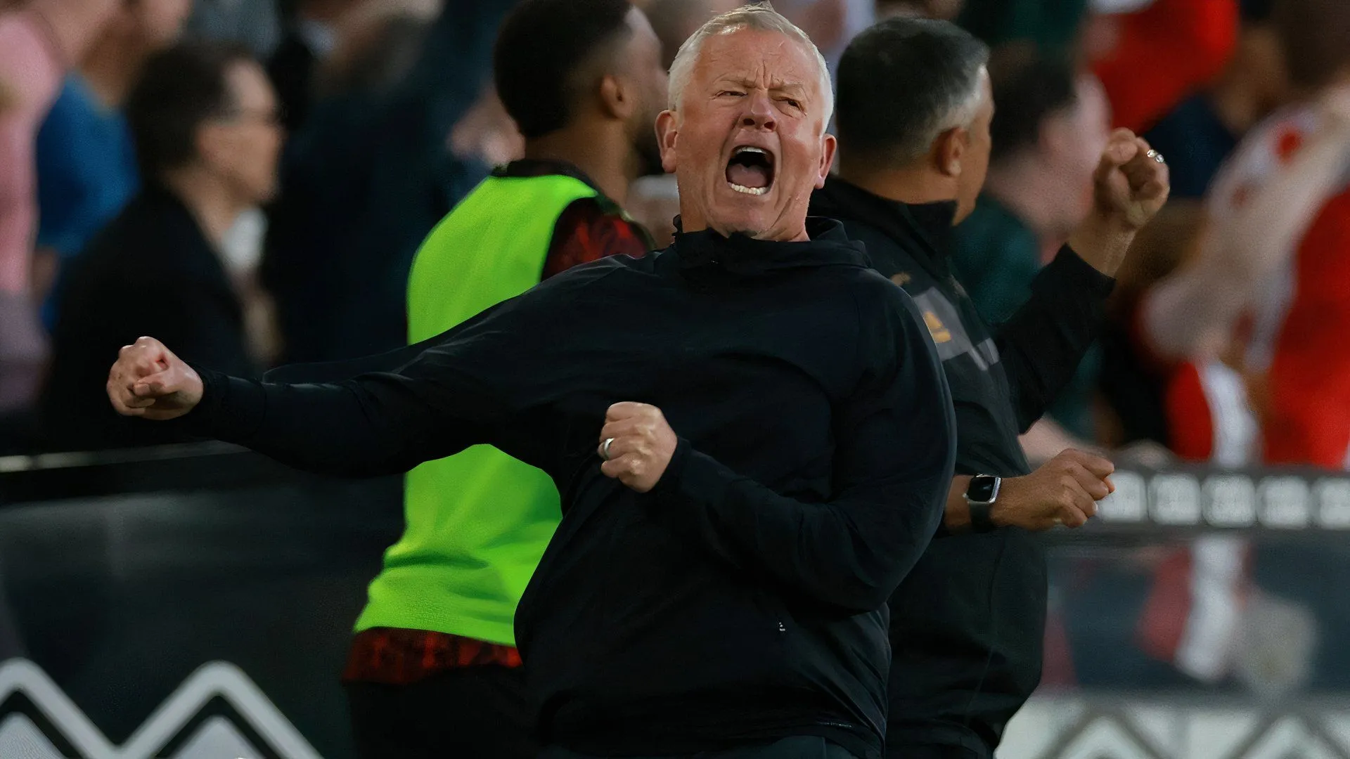 Huấn luyện viên Chris Wilder