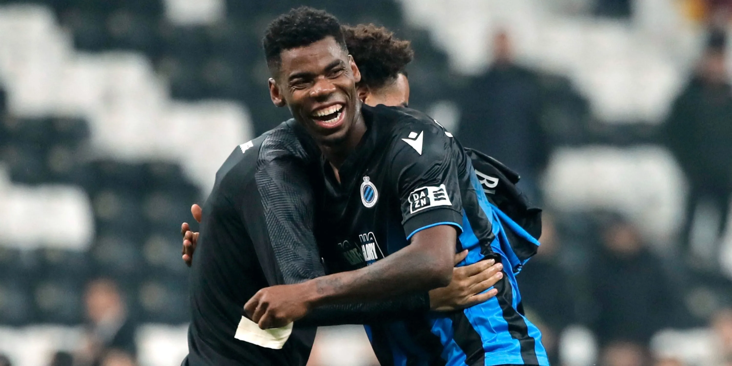 Raphael Onyedika trong màu áo Club Brugge thi đấu tại Champions League