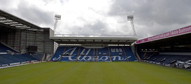 Bên trong sân The Hawthorns, không gian khán đài