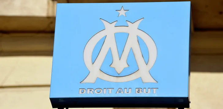 Biểu tượng Olympique de Marseille, hình ảnh của một câu lạc bộ giàu truyền thống.