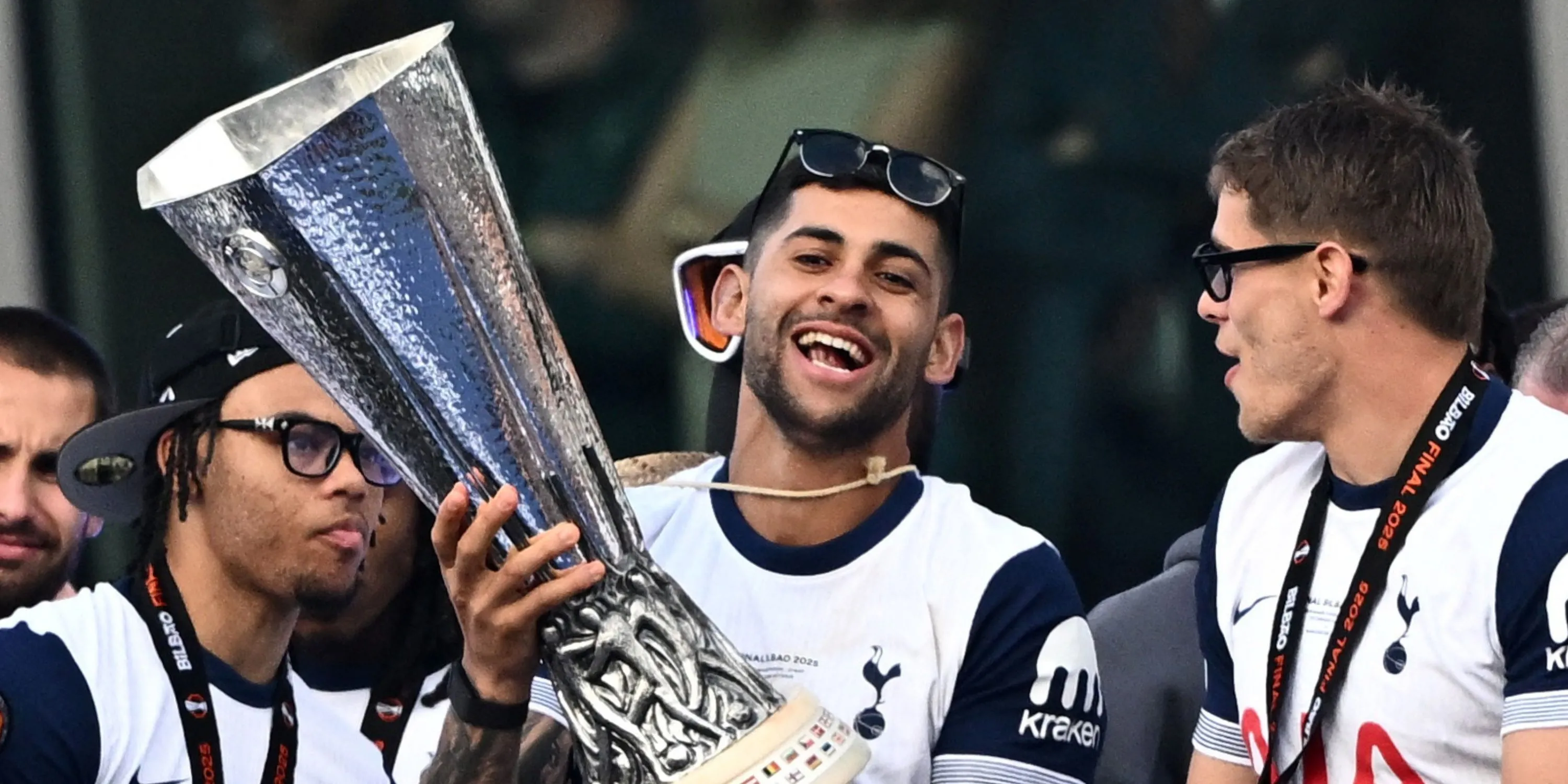Cristian Romero thi đấu bùng nổ cho Tottenham ở Europa League