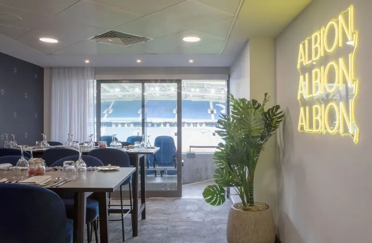 Falmer Stadium Hospitality: Trải nghiệm bóng đá sang trọng