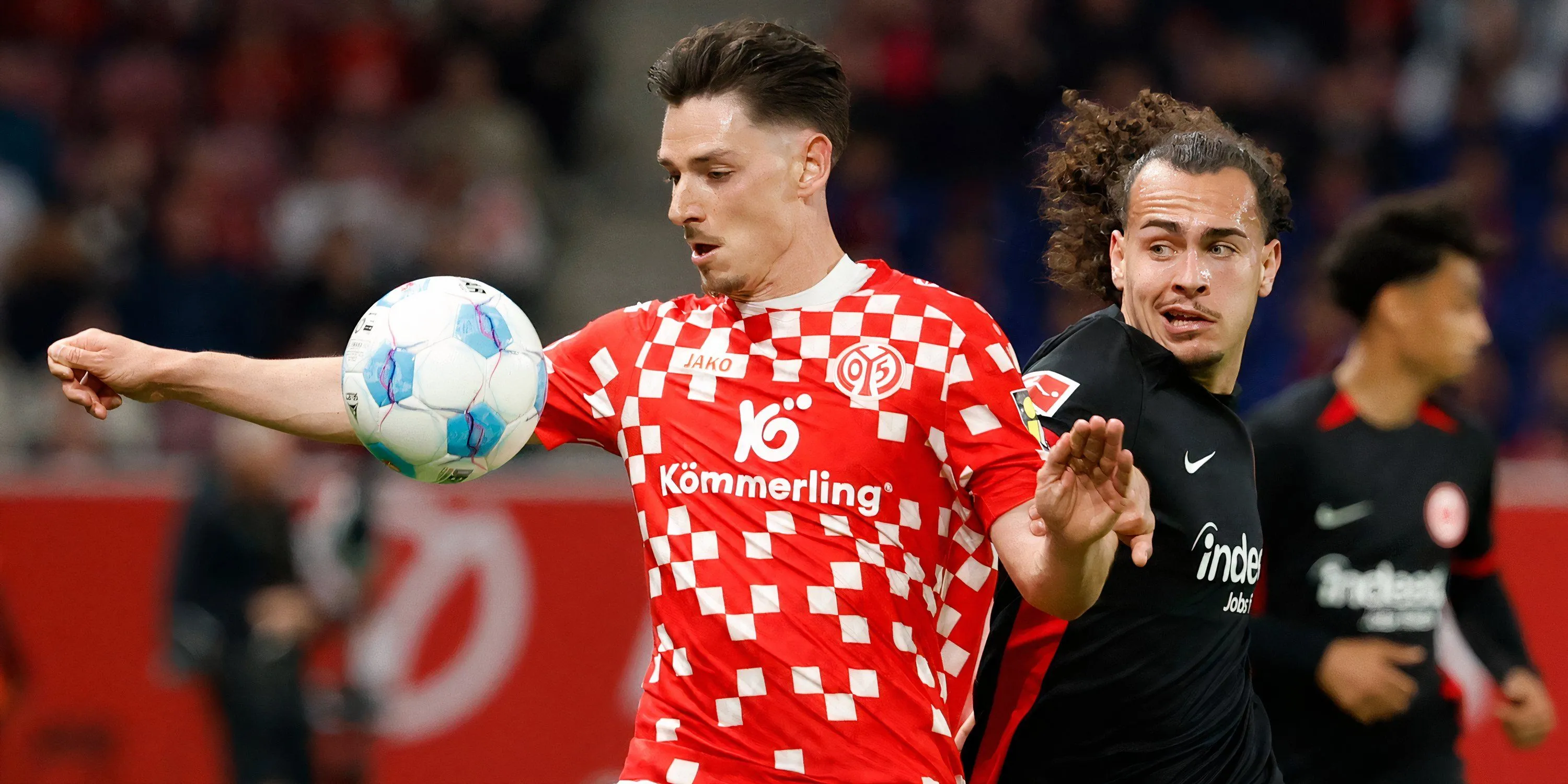 Hậu vệ đa năng Anthony Caci của Mainz, mục tiêu mới của Leeds