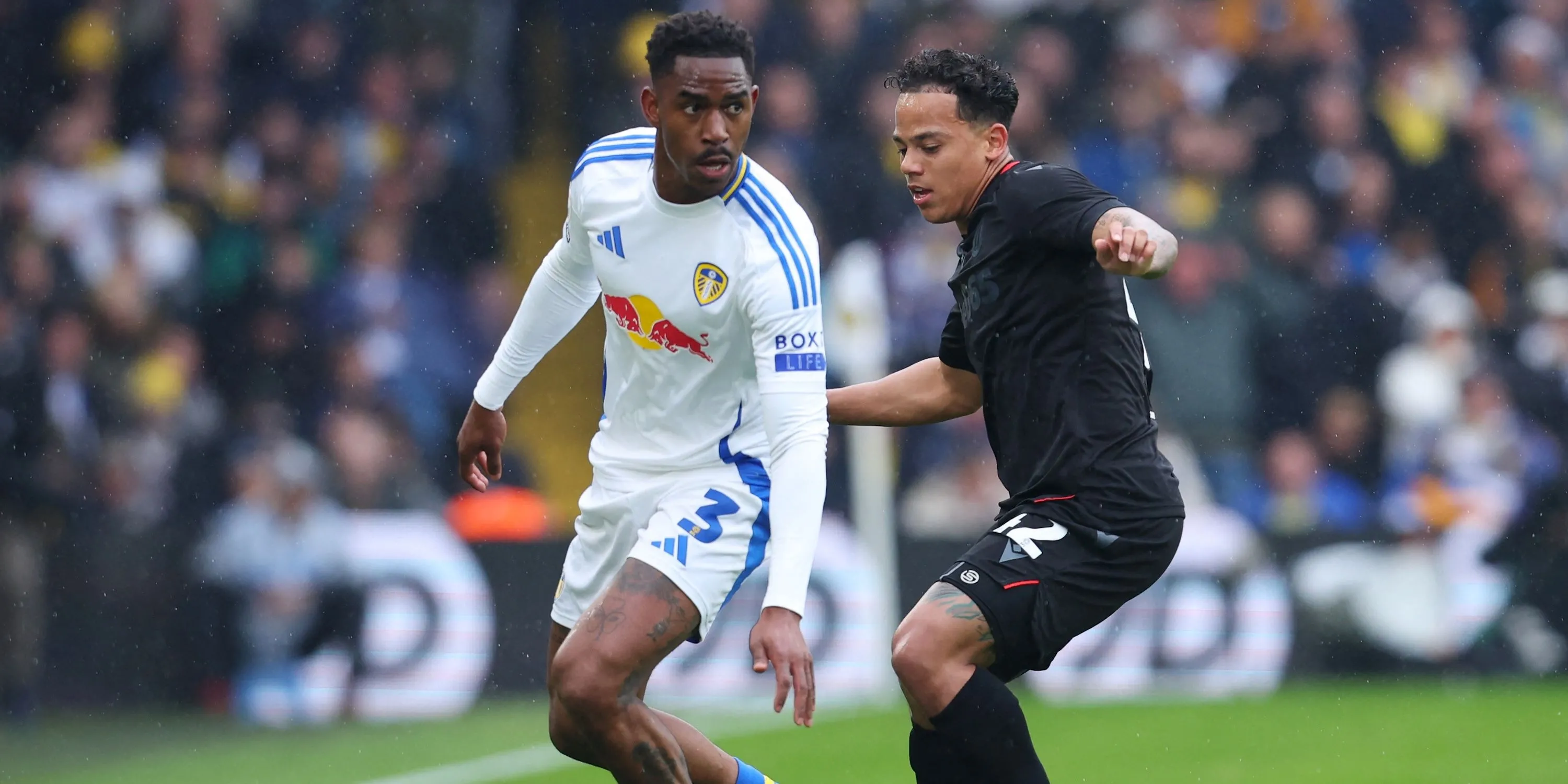 Junior Firpo, hậu vệ trái đã rời Leeds United
