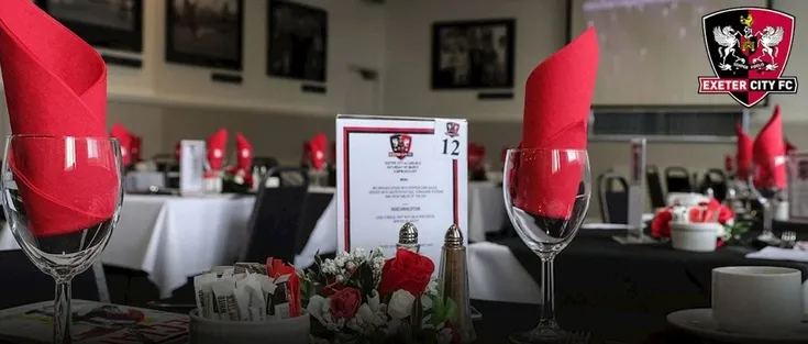 Không gian dịch vụ khách VIP tại St James Park, mang đến trải nghiệm bóng đá trọn vẹn hơn.