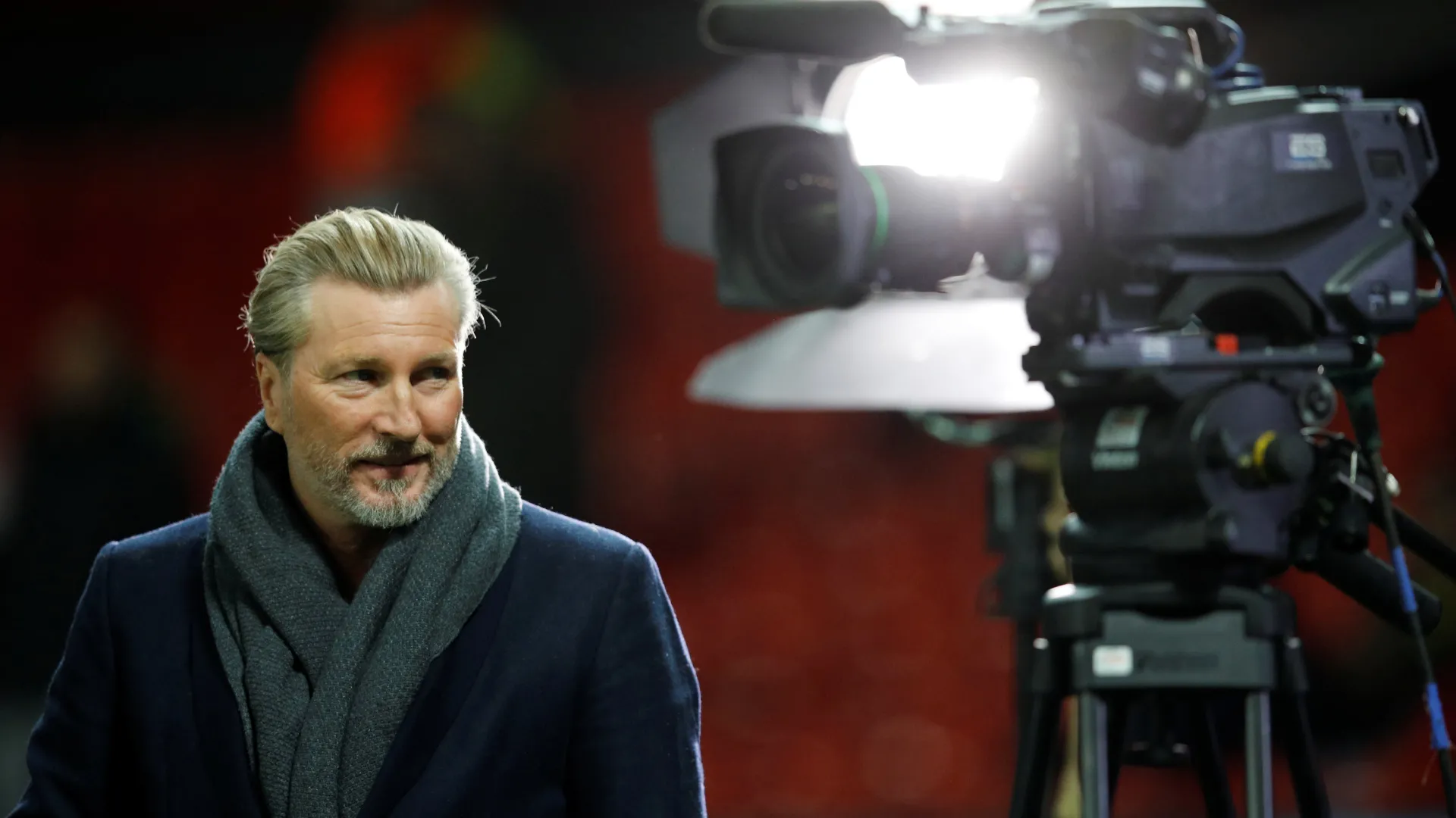 Robbie Savage trên cương vị huấn luyện viên