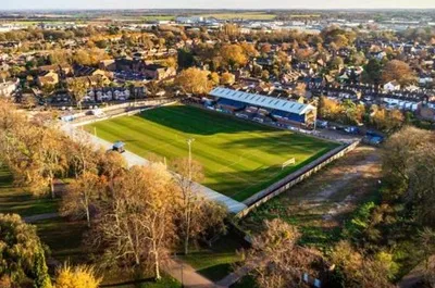 Sân vận động The Walks nhìn từ trên cao, biểu tượng của King's Lynn Town