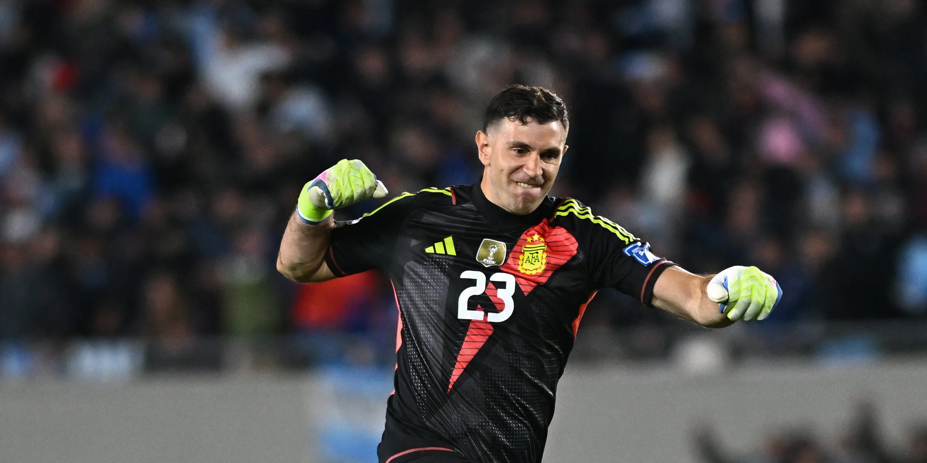 Thủ môn Emiliano Martinez của Aston Villa, một trong những mục tiêu tiềm năng của Chelsea.
