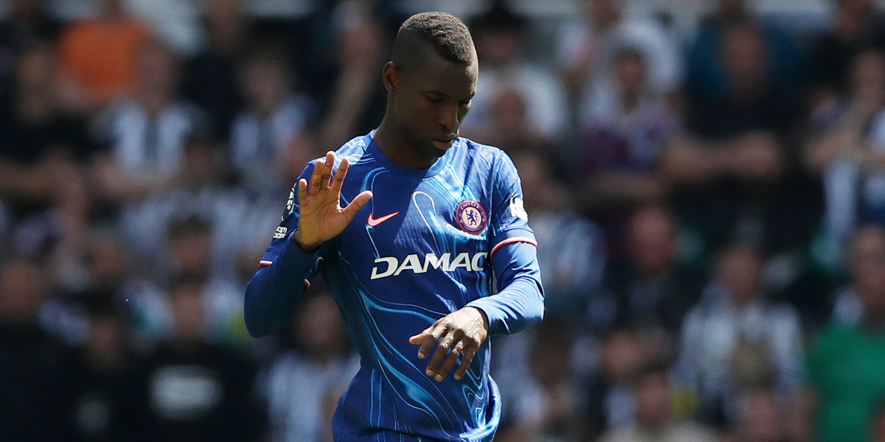 Tiền đạo Nicolas Jackson của Chelsea, mục tiêu chuyển nhượng tiềm năng của Manchester United với mức giá 80 triệu bảng