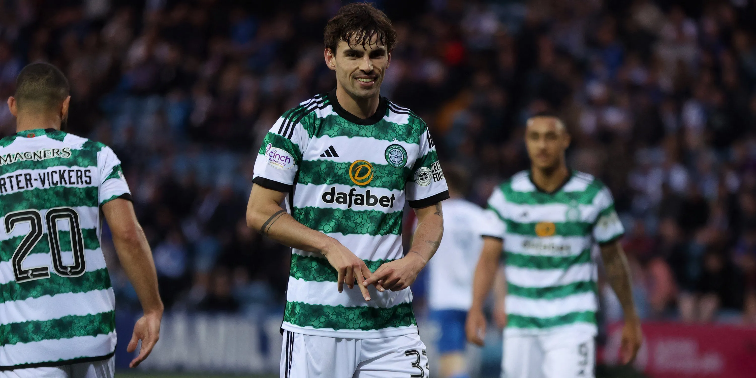 Tiền vệ Matt O'Riley, cầu thủ chuyển từ Fulham đến Celtic trước Callum Osmand