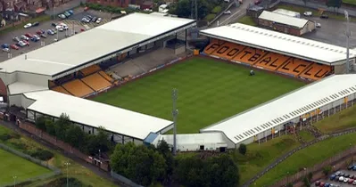 Vale Park nhìn từ trên cao, toát lên vẻ cổ kính giữa lòng Burslem