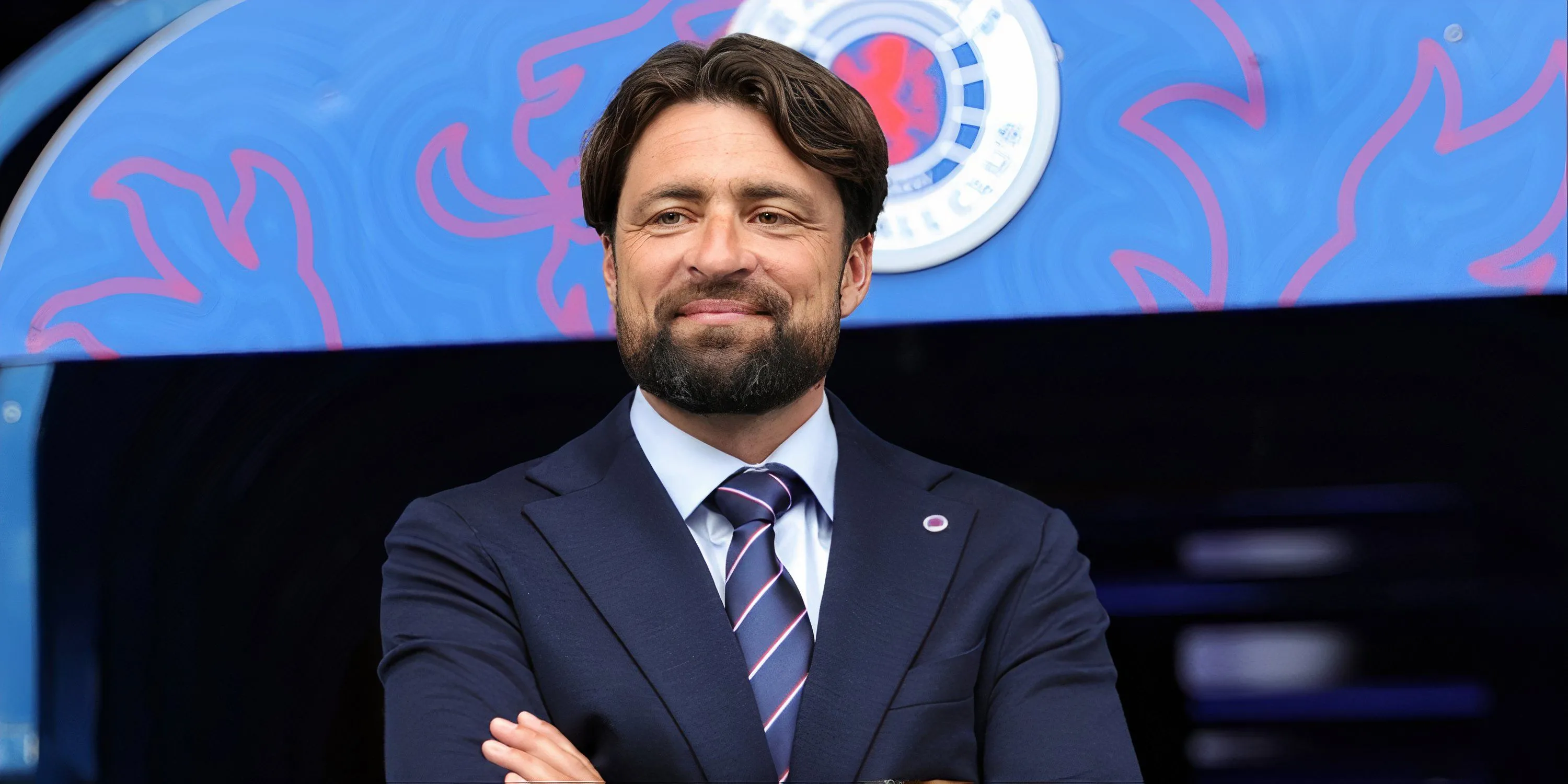 Huấn luyện viên Russell Martin của Rangers, người đang đối mặt với những quyết định quan trọng về đội hình.