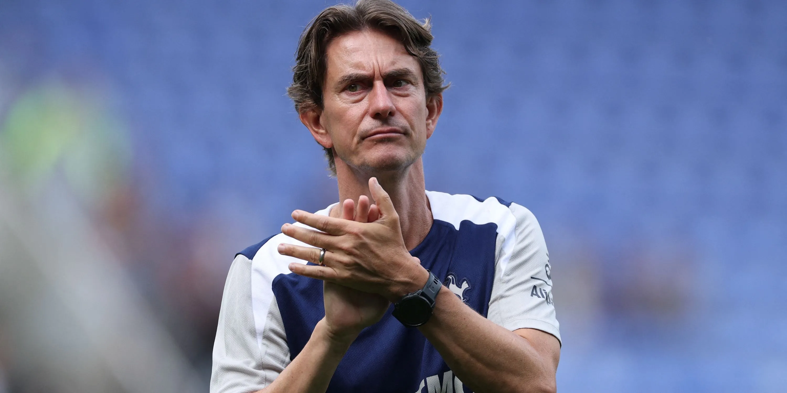 Huấn luyện viên Thomas Frank của Tottenham ăn mừng chiến thắng, đánh dấu kỷ nguyên mới tại CLB.