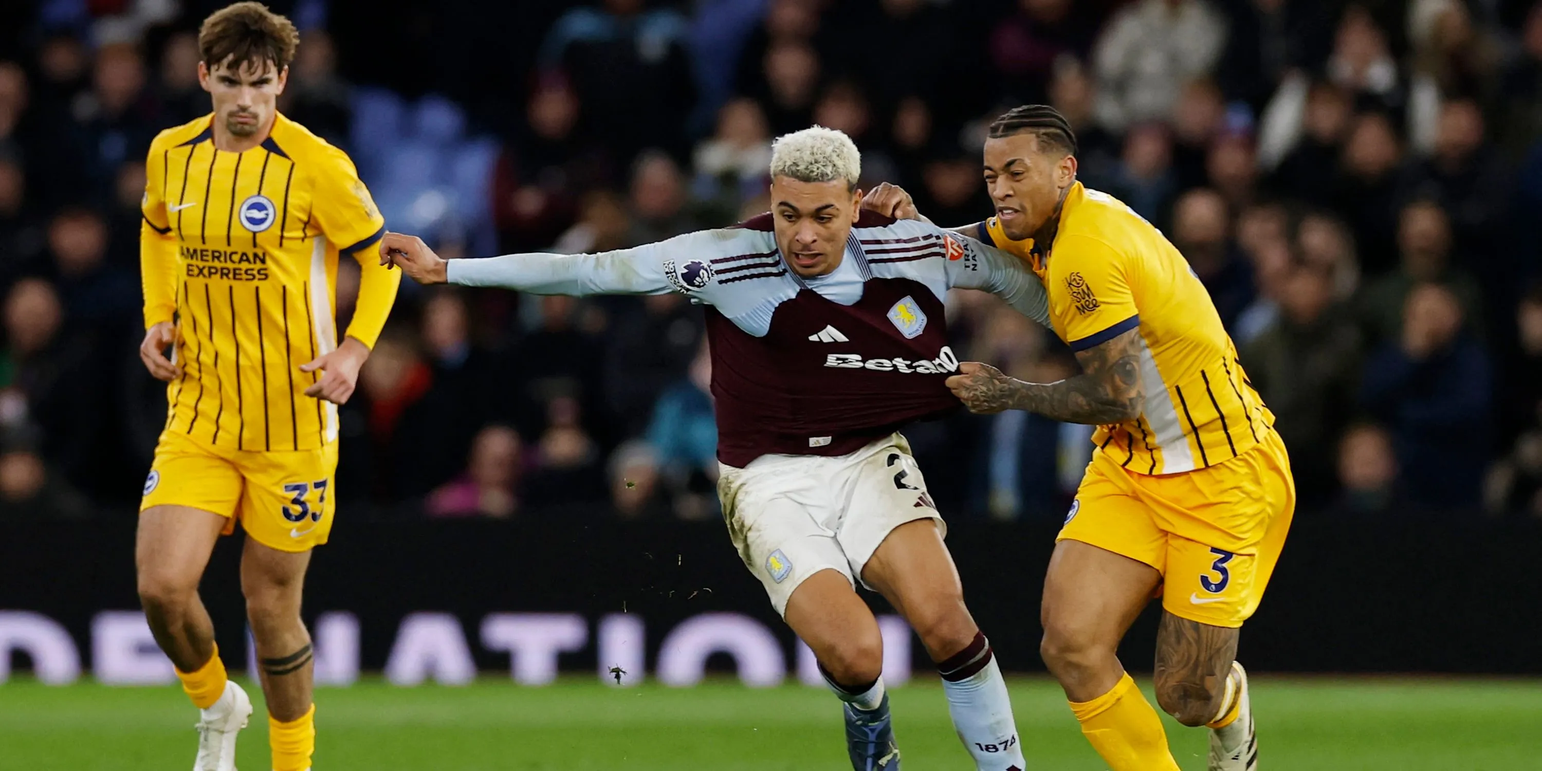 Morgan Rogers trong màu áo Aston Villa