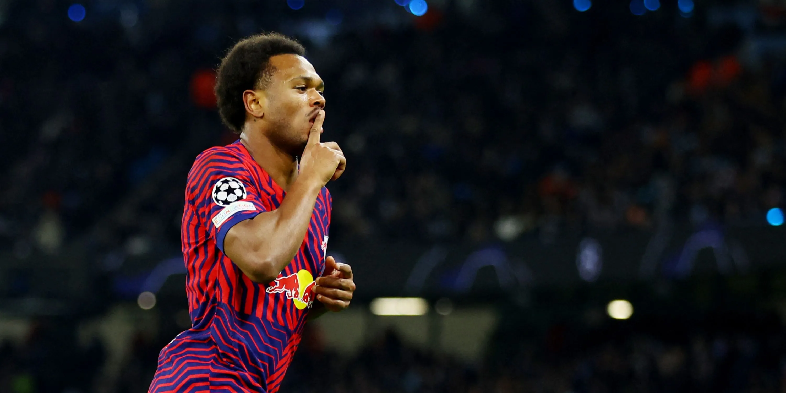 Tiền vệ tấn công Amine Adli của Bayer Leverkusen, mục tiêu chuyển nhượng của Aston Villa