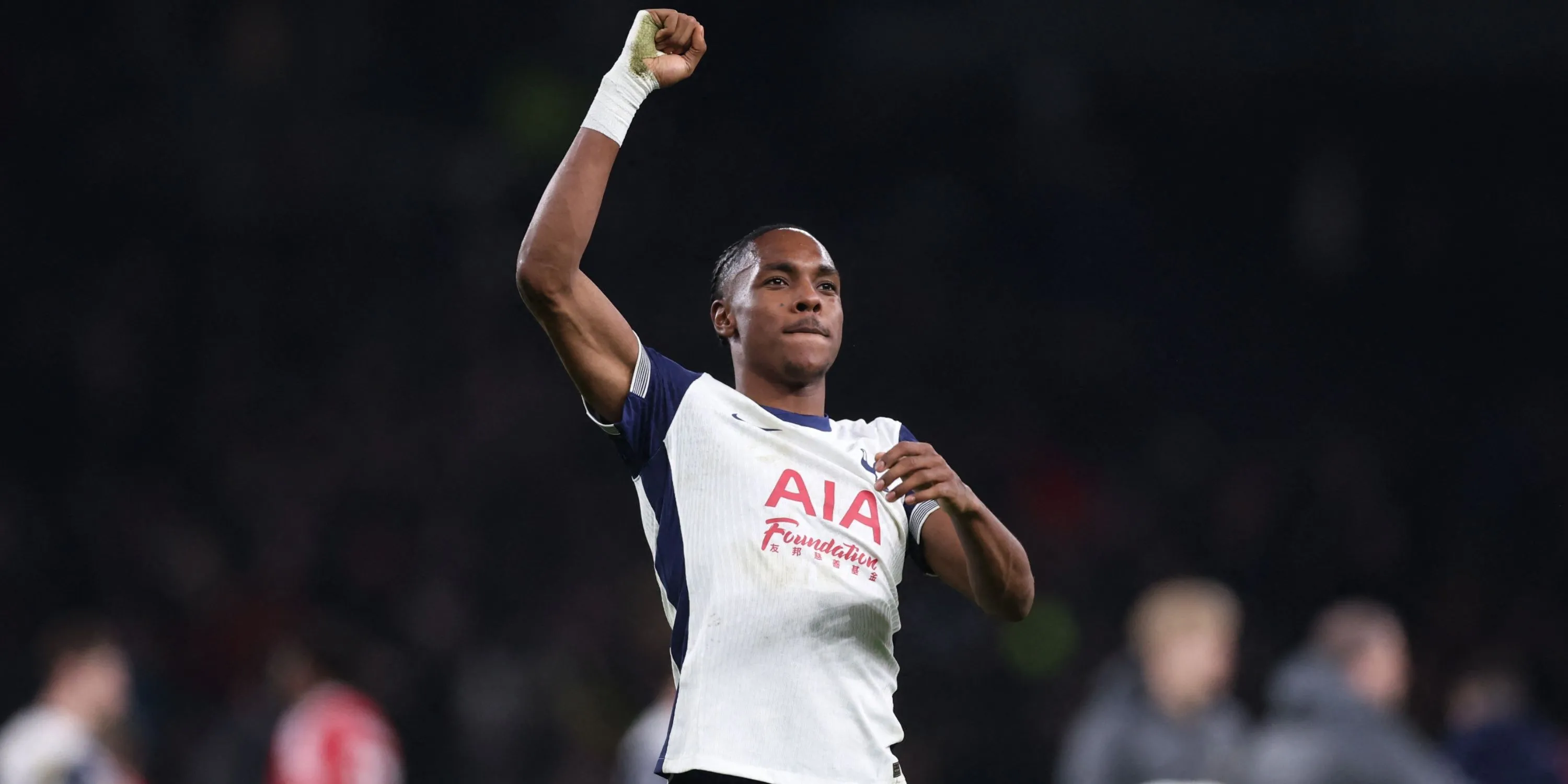 Mathys Tel trong màu áo Tottenham tại Premier League