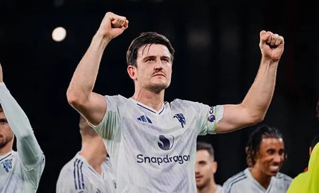 Manchester United ăn mừng chiến thắng tại Anfield, dấu ấn của Ruben Amorim và đội bóng.