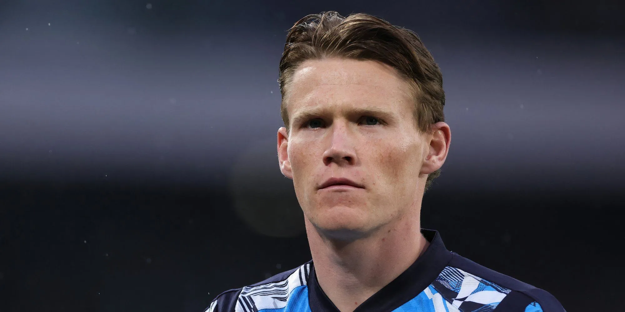 Scott McTominay trong màu áo Napoli, ăn mừng bàn thắng