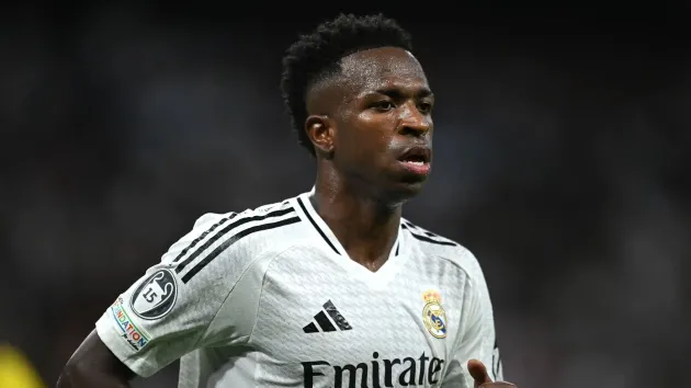 Vinicius tỏa sáng, tạo khoảnh khắc thay đổi trận đấu ở Champions League