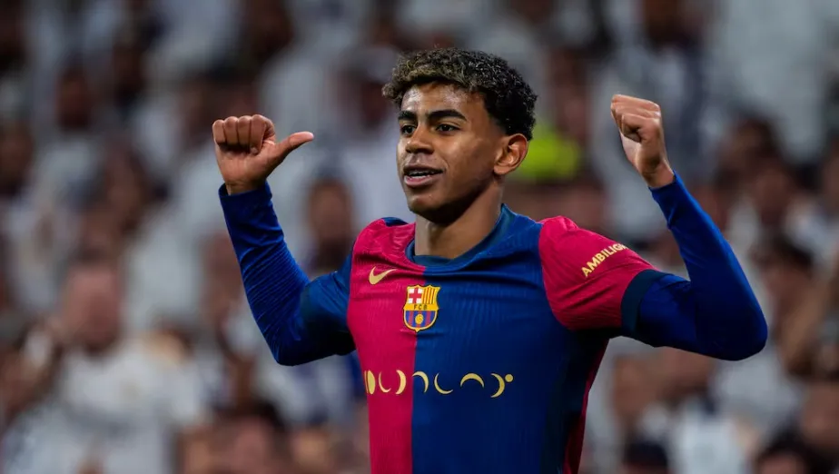 Yamal phát biểu trên Chup Chup Kings, thổi bùng không khí El Clasico với những lời khiêu khích nhẹ nhàng.