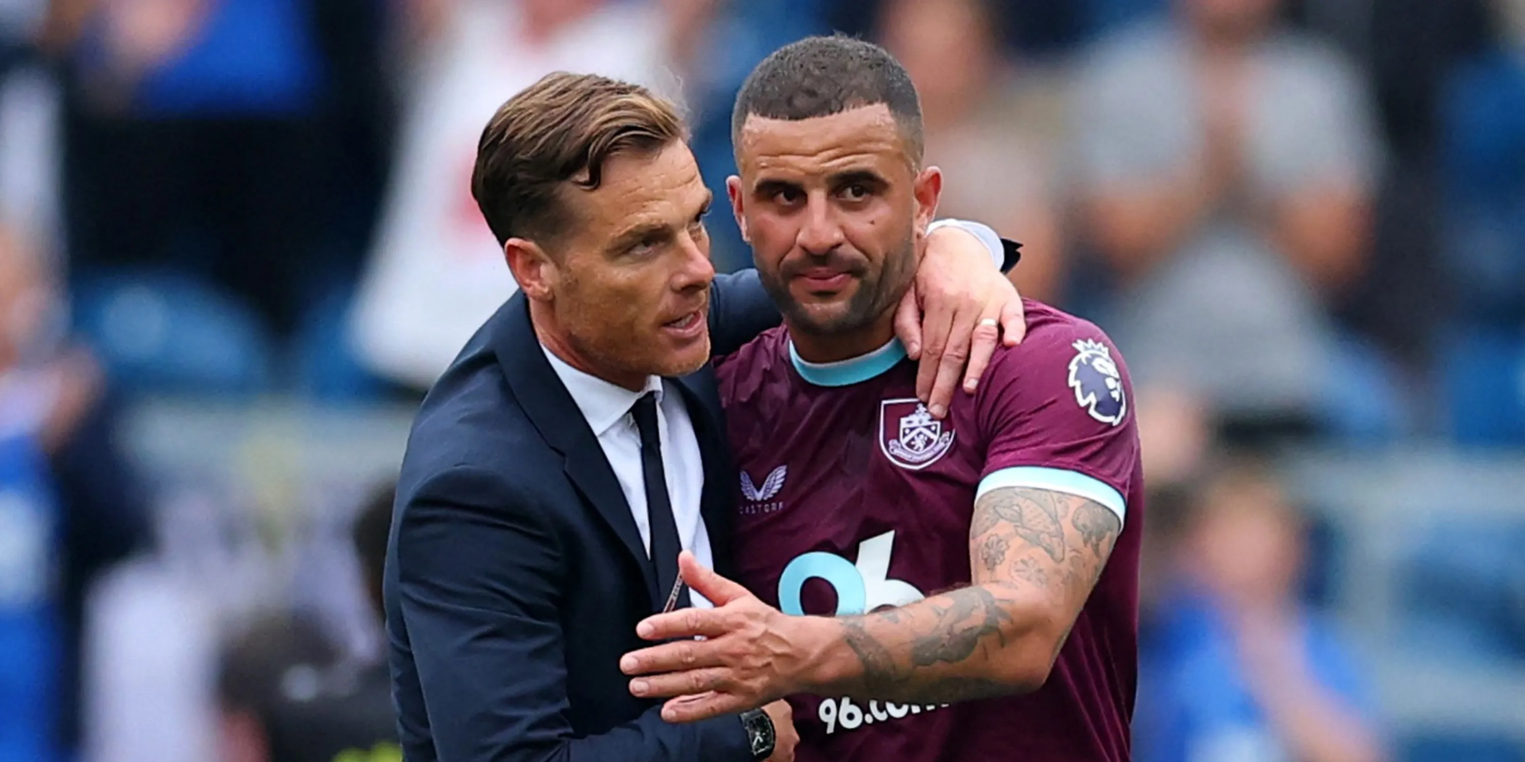 Huấn Luyện Viên Scott Parker và Kyle Walker trong trận đấu của Burnley