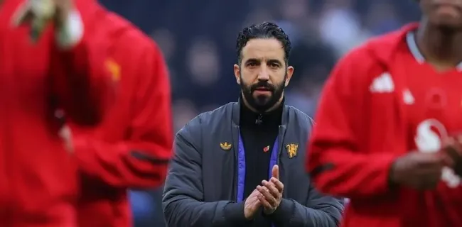 Manchester United phòng thủ yếu so với các đối thủ hàng đầu Ngoại hạng Anh