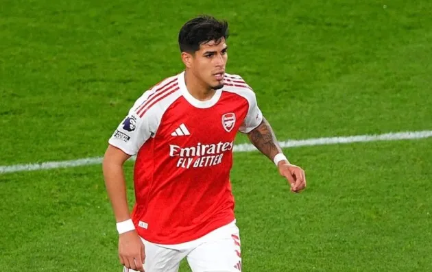 Piero Hincapie chắc chắn khi thay Gabriel, hỗ trợ phát triển bóng từ dưới với 7.1 điểm