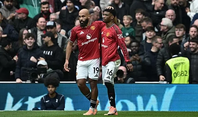 Mbeumo và Amad ở lại Man Utd lâu hơn kế hoạch ban đầu