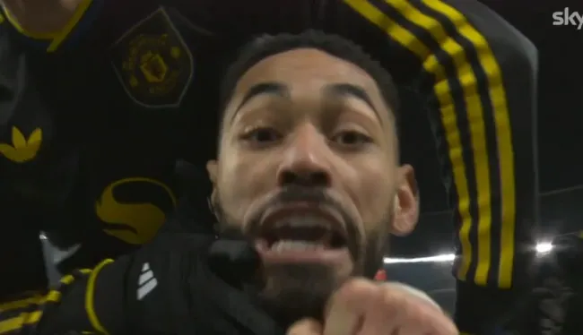 Cunha văng tục trước ống kính truyền hình.